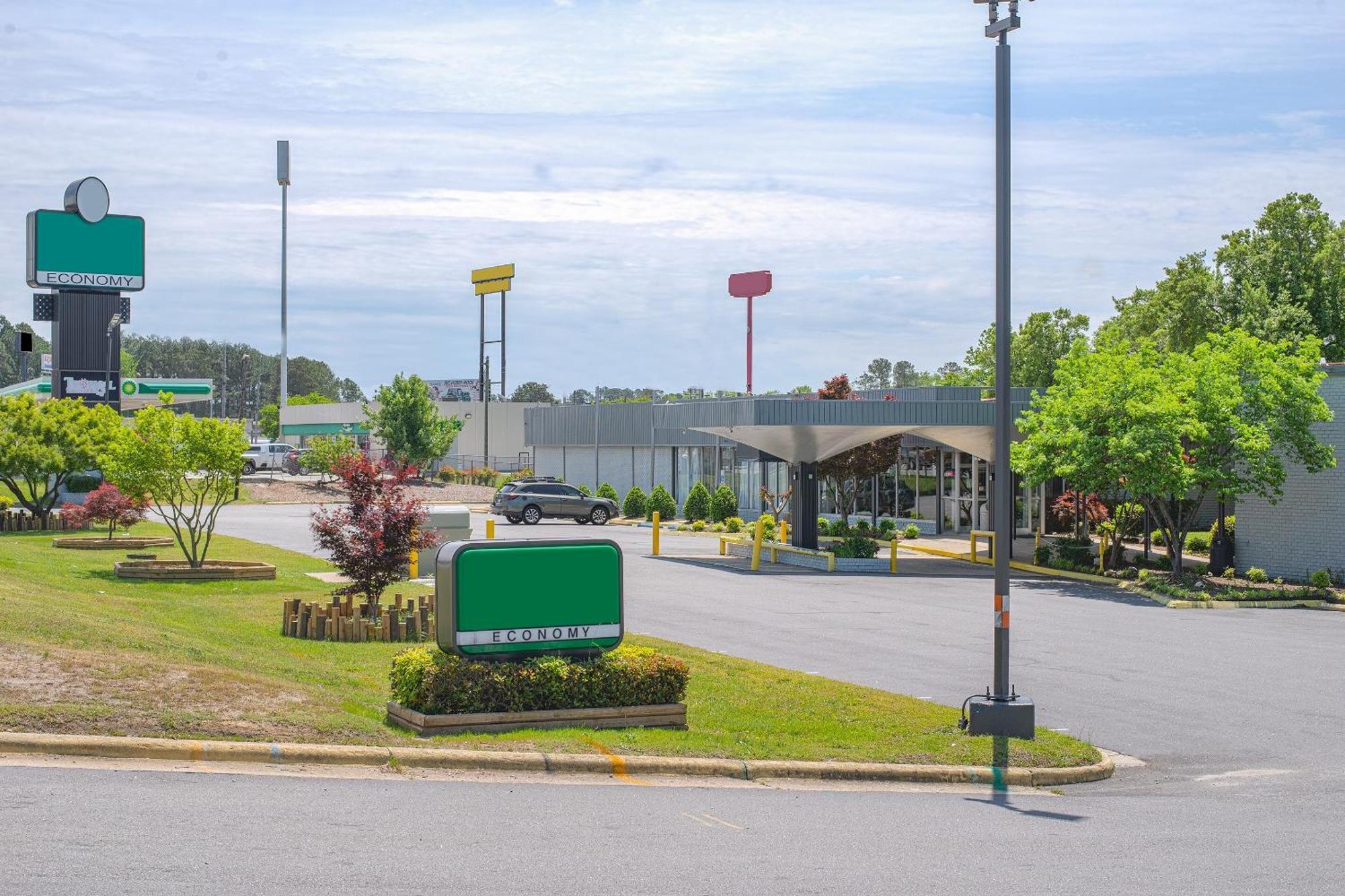 Masters Inn Selma Smithfield I-95 By Oyo ภายนอก รูปภาพ
