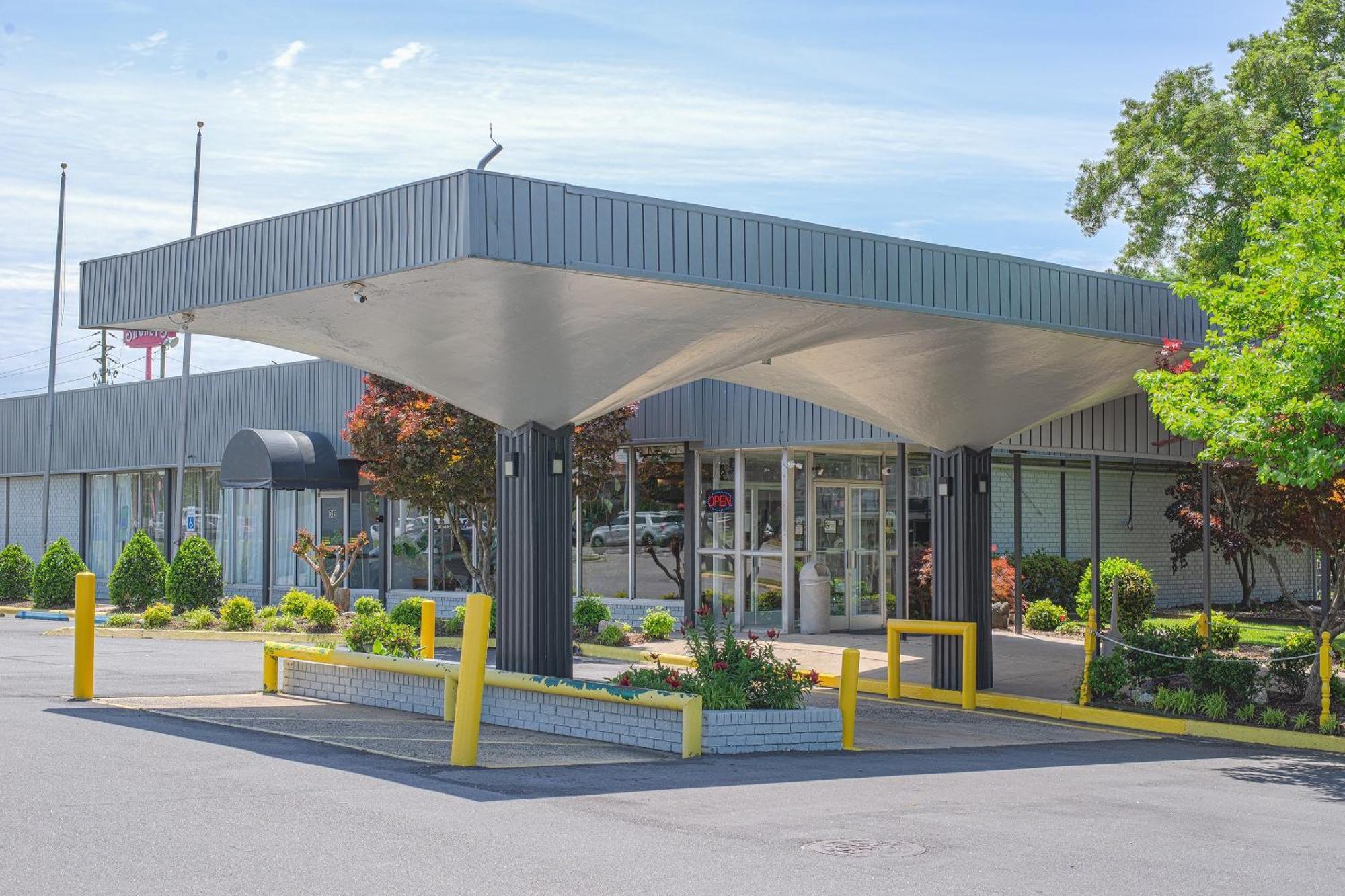 Masters Inn Selma Smithfield I-95 By Oyo ภายนอก รูปภาพ