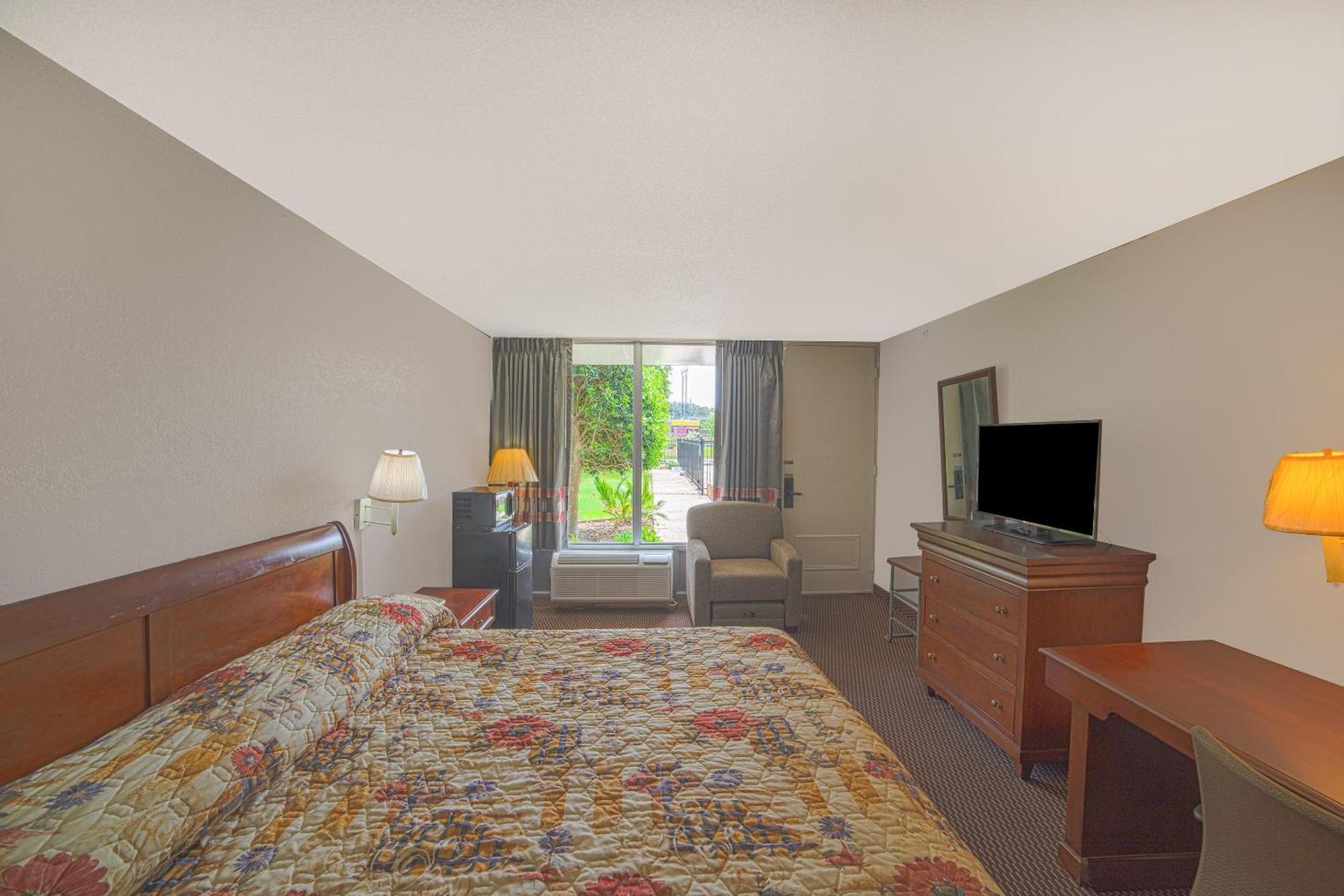 Masters Inn Selma Smithfield I-95 By Oyo ภายนอก รูปภาพ