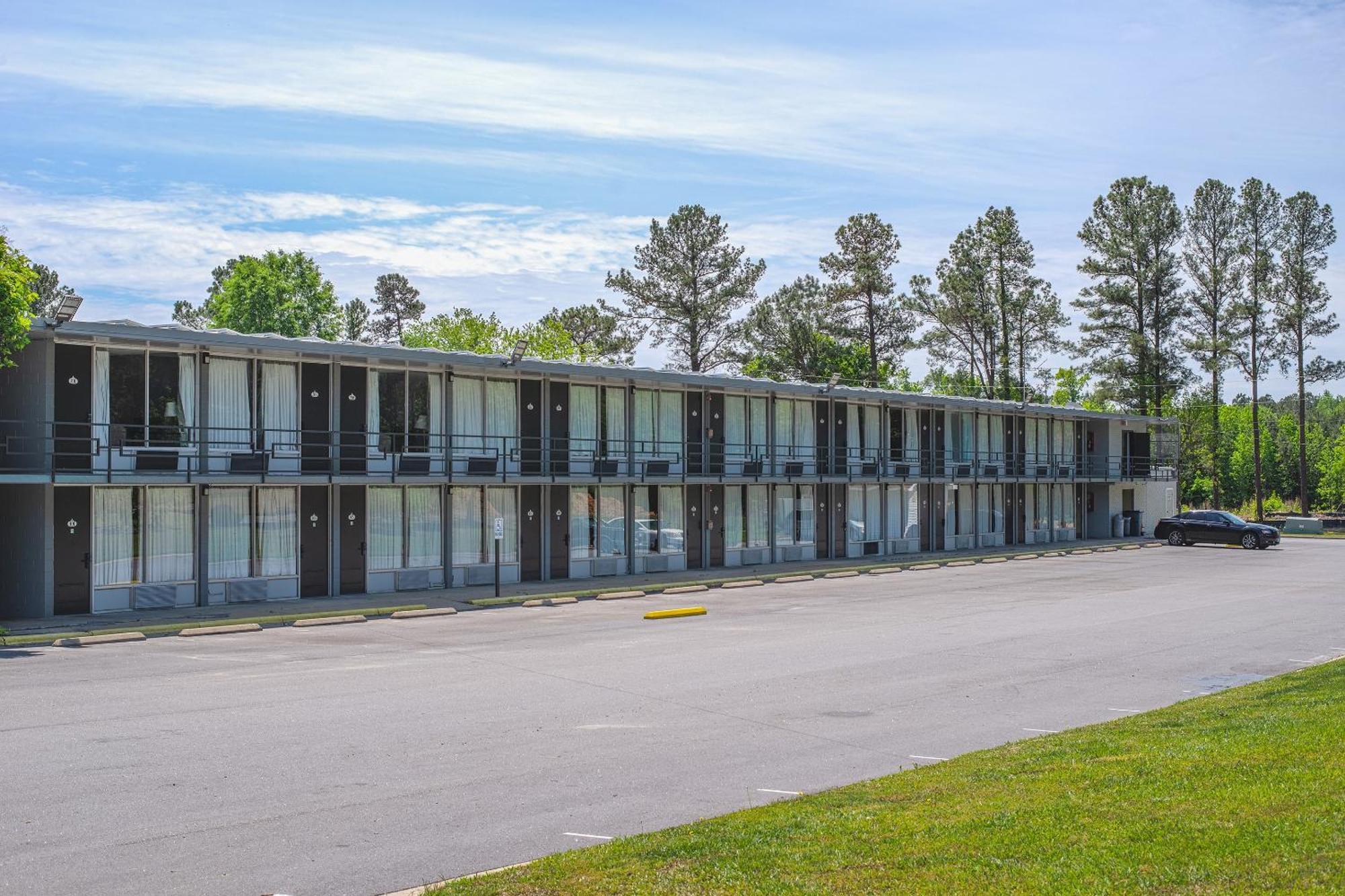 Masters Inn Selma Smithfield I-95 By Oyo ภายนอก รูปภาพ