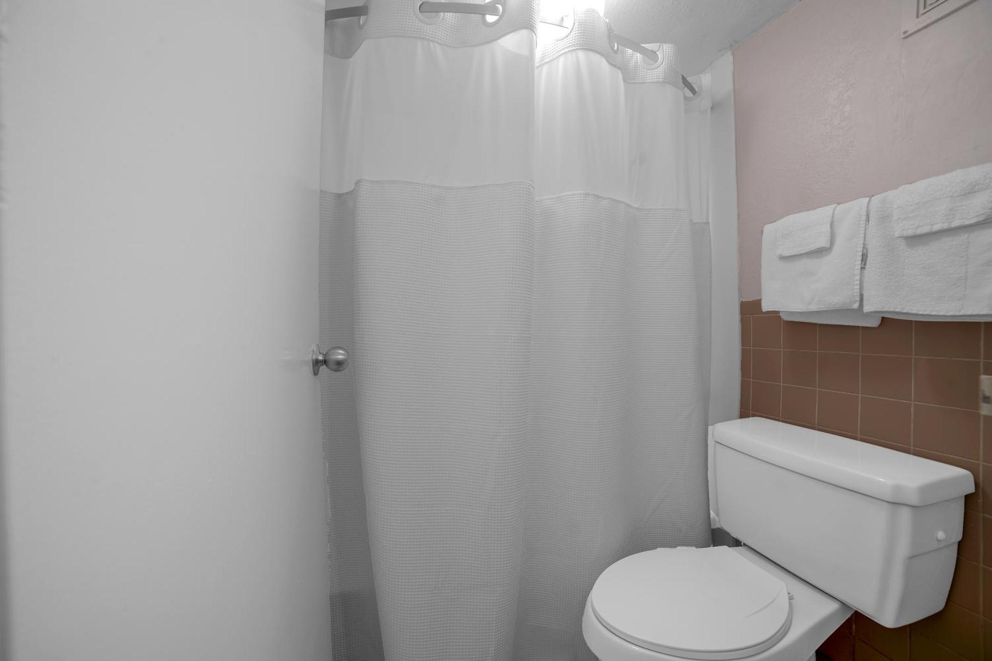 Masters Inn Selma Smithfield I-95 By Oyo ภายนอก รูปภาพ